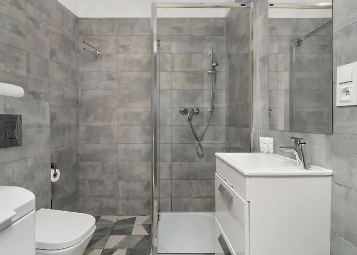 Apartment Stylowe I Eleganckie Studia Very Berry W Poznaniu By Renters *