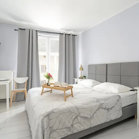Appartement Stylowe I Eleganckie Studia Very Berry W Poznaniu By Renters *