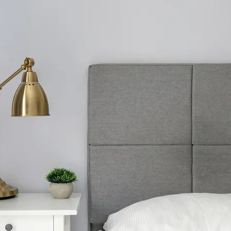 Stylowe I Eleganckie Studia Very Berry W Poznaniu By Renters *