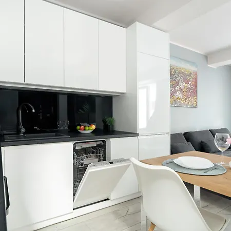 Apartment Stylowe I Eleganckie Studia Very Berry W Poznaniu By Renters Posen