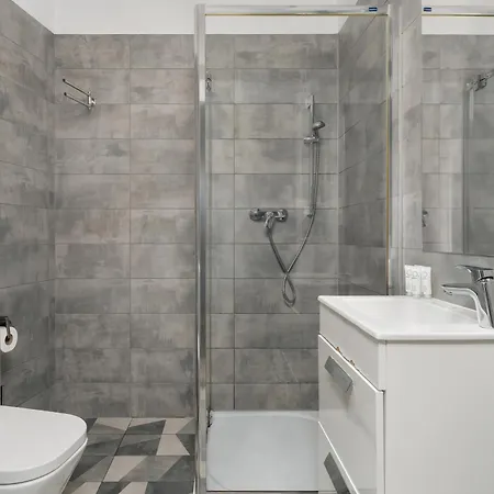 Appartement Stylowe I Eleganckie Studia Very Berry W Poznaniu By Renters *