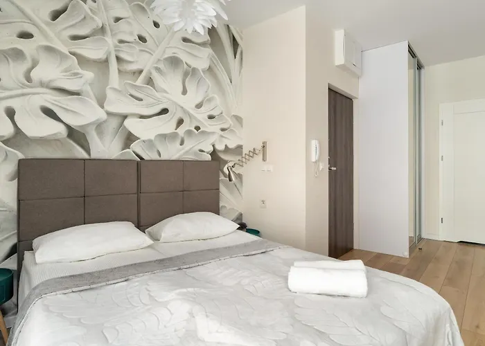 Stylowe I Eleganckie Studia Very Berry W Poznaniu By Renters شقة