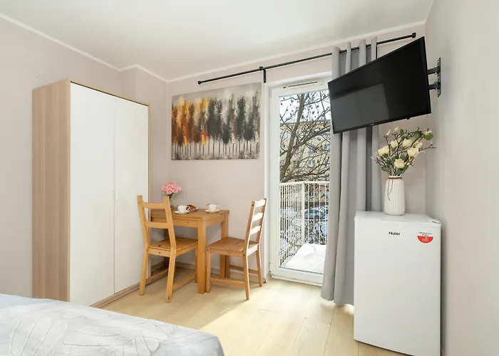 Stylowe I Eleganckie Studia Very Berry W Poznaniu By Renters شقة بوزنان