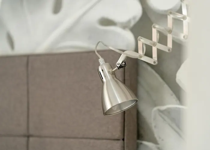 Stylowe I Eleganckie Studia Very Berry W Poznaniu By Renters بوزنان