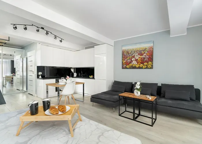 Stylowe I Eleganckie Studia Very Berry W Poznaniu By Renters بوزنان